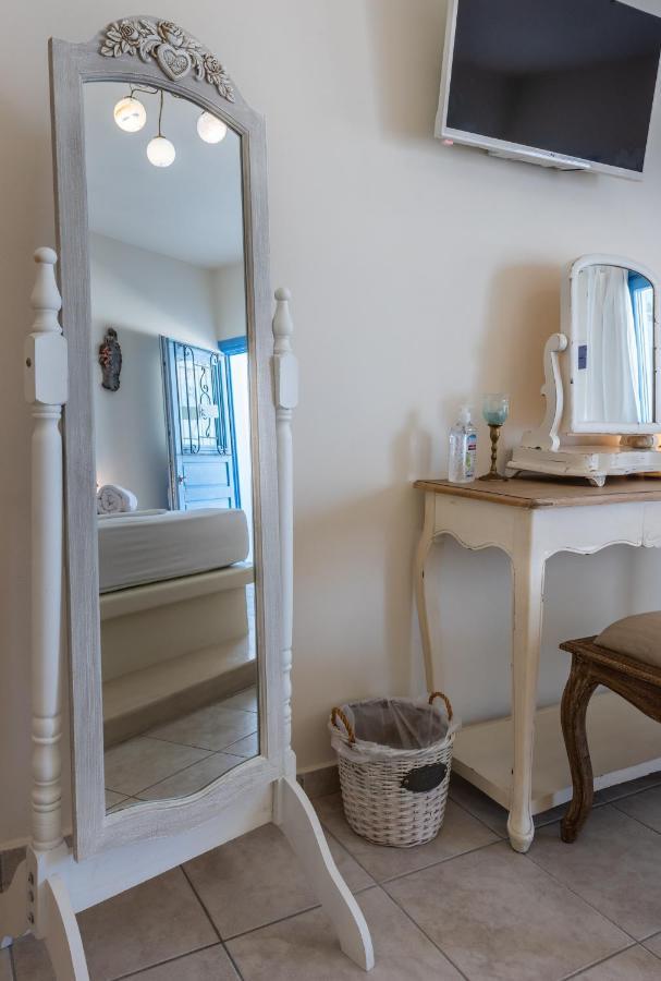 Blu Suites And Studios Αδάμας Εξωτερικό φωτογραφία