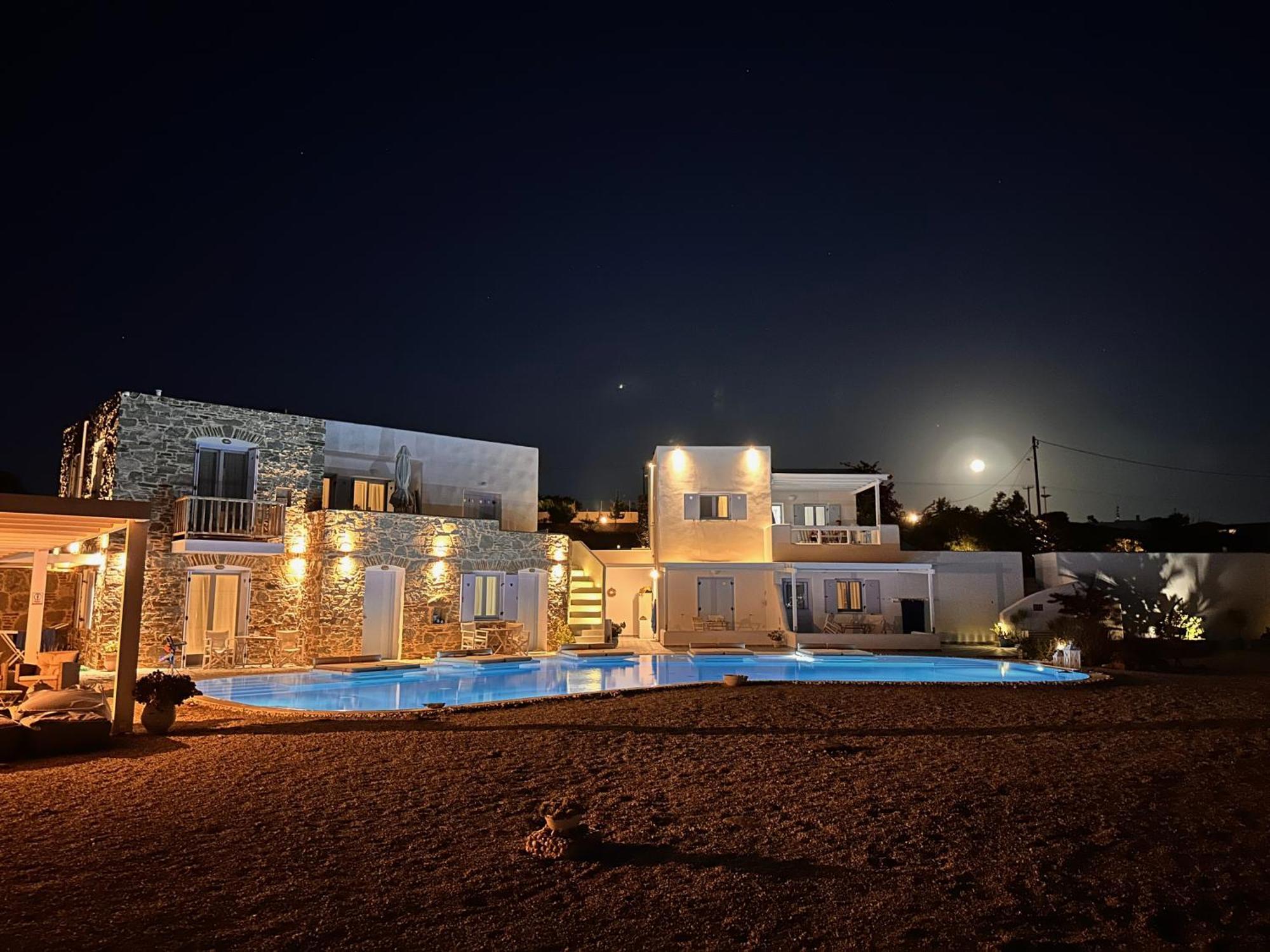 Blu Suites And Studios Αδάμας Εξωτερικό φωτογραφία