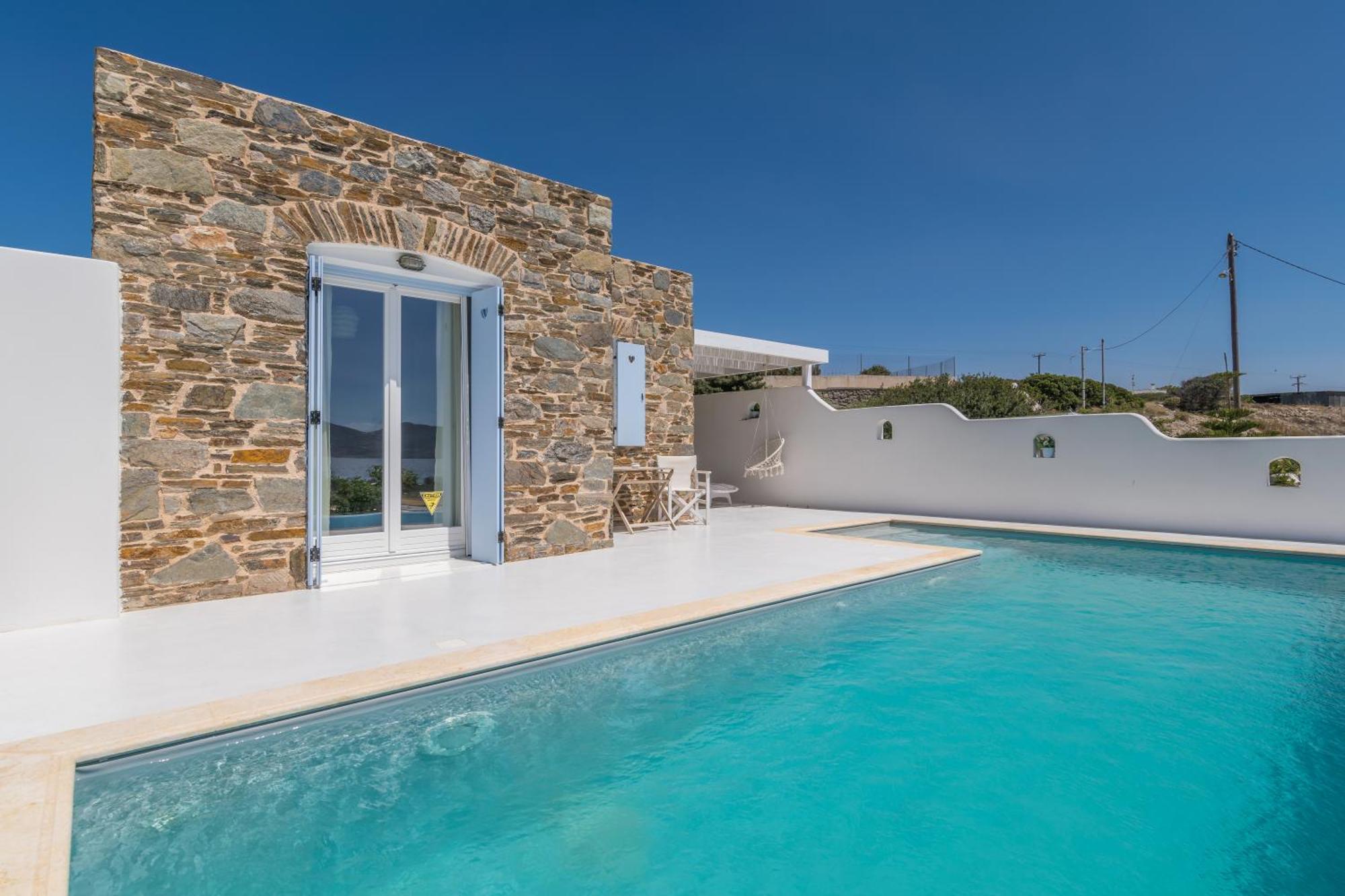 Blu Suites And Studios Αδάμας Εξωτερικό φωτογραφία